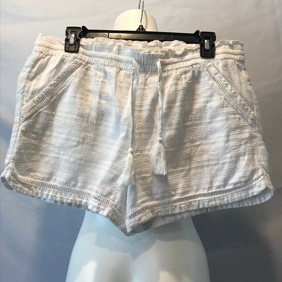 Maurices Pants - Maurices - white 100% cotton lined shorts